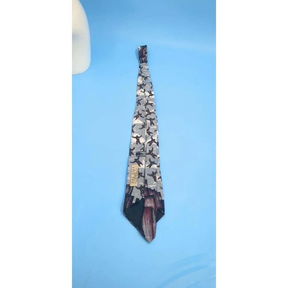 American Film Classics King Kong Building New York Print Silk Neck Tie Novelty